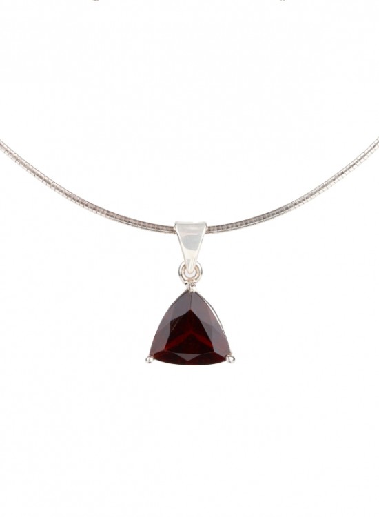 Подвеска Garnet Triangle