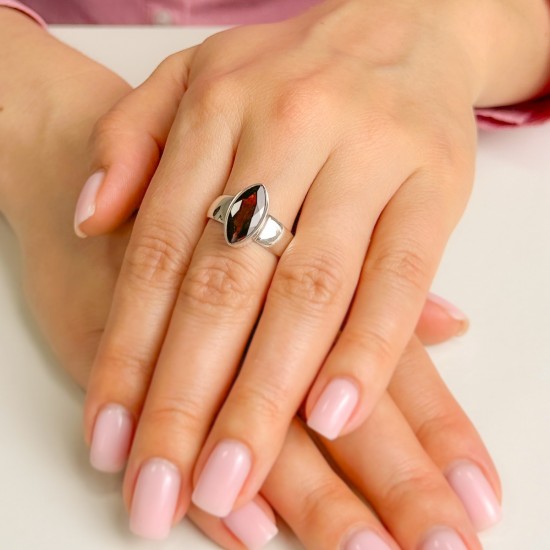 Кольцо Garnet Oval